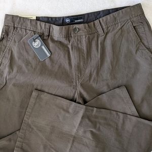 NWT Weatherproof Men's Olive Cargo Slacks. Size 40Wx30L NEW